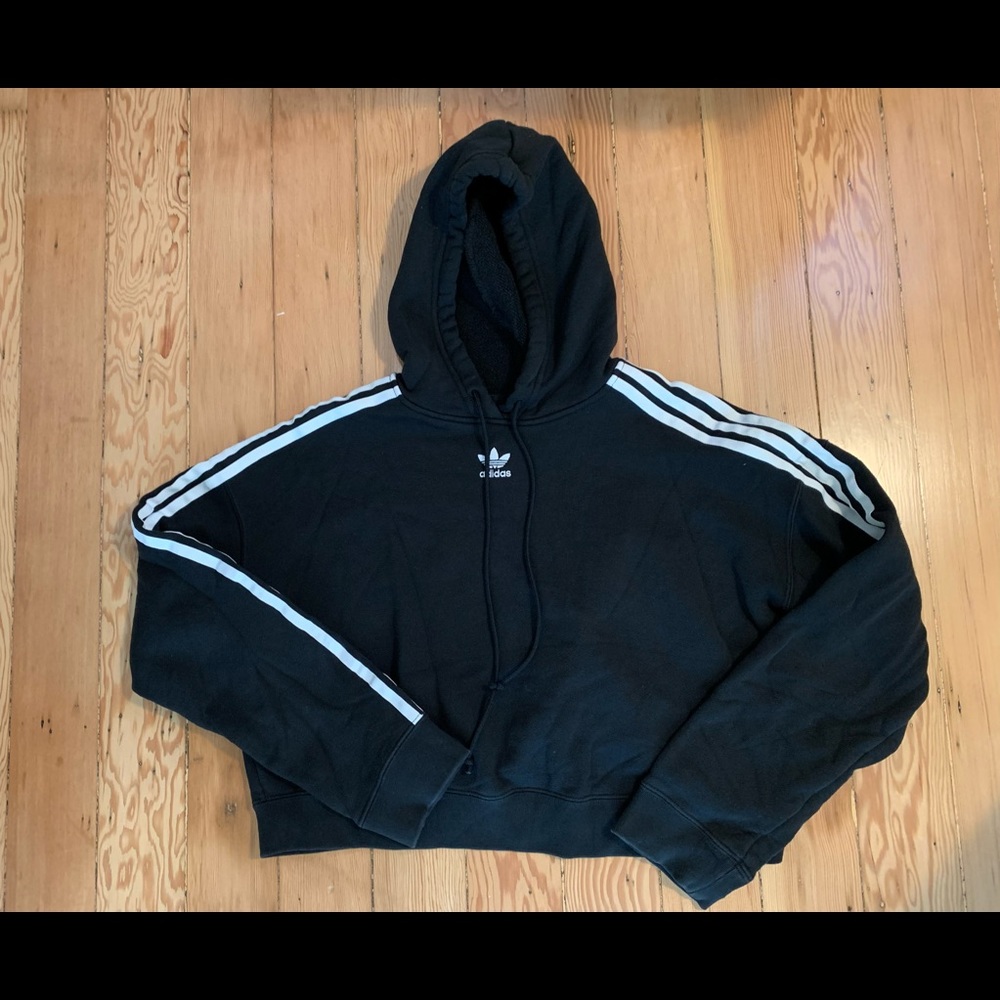 NWOT Cropped Adidas trefoil hoodie